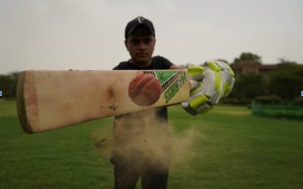 Cricket Strategy Against Defensive Teams in India